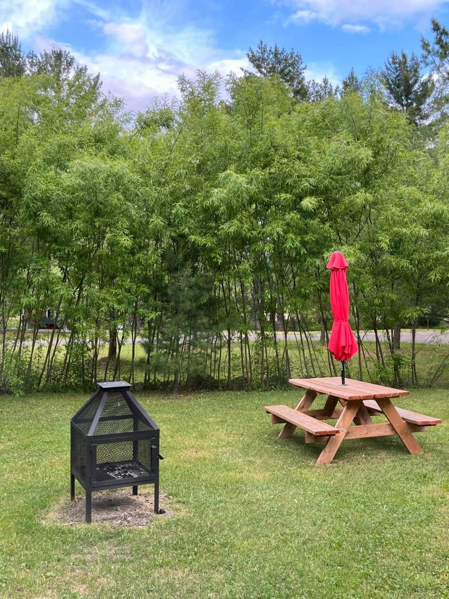 Chalets Du Domaine Yamaska Bromont Luaran gambar